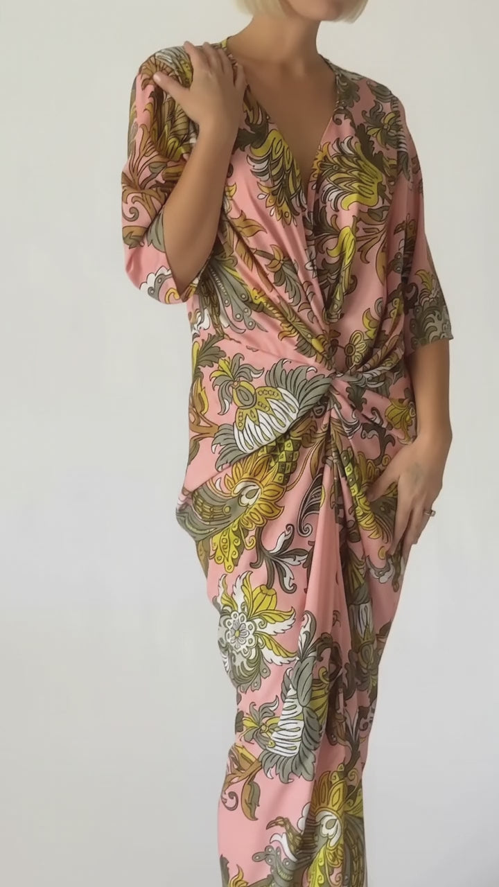 One Fell Swoop Alex Kimono in Jardin de Soie video showing the centred twist, kimono sleeves and movement of the exclusive baroque botanical print maxi dress.